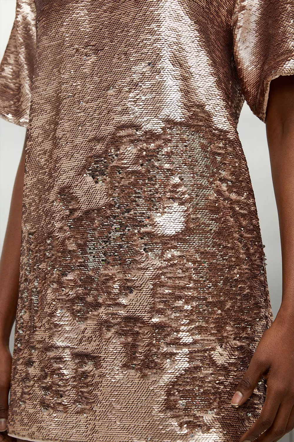 Rose gold sequin t shirt clearance dress